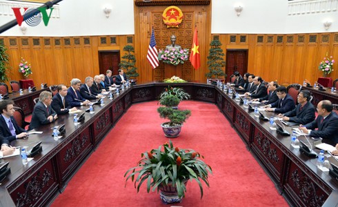 US Secretary of State John Kerry visits Vietnam - ảnh 1